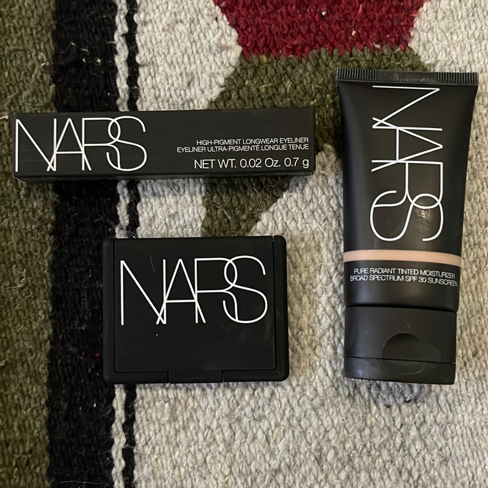 NARS Lot